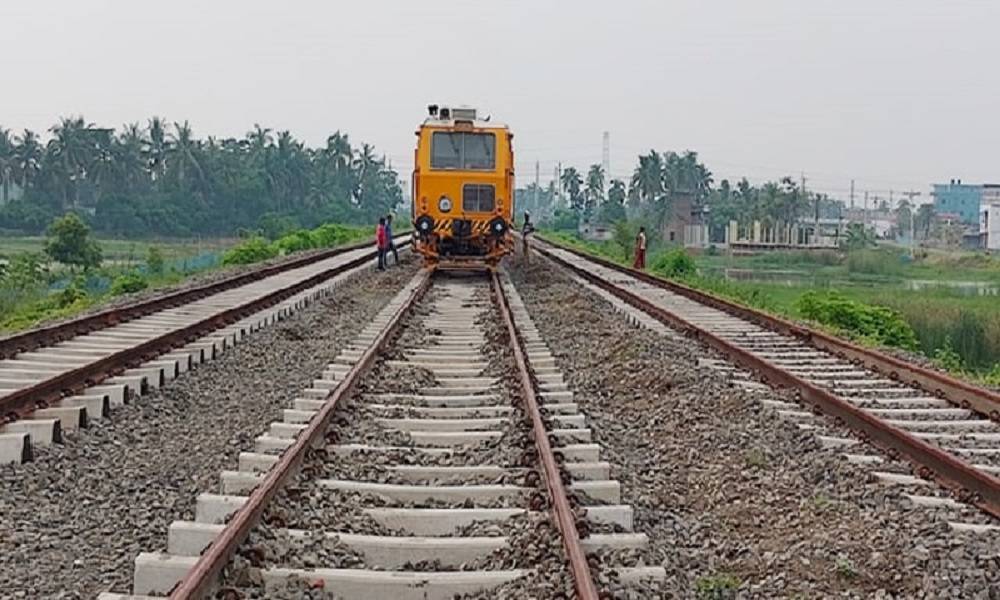 অক্টোবরে মোংলা-খুলনা রুটে চলবে ট্রেন