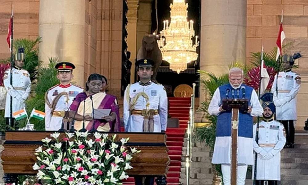 তৃতীয় দফায় প্রধানমন্ত্রীর শপথ নিলেন মোদি